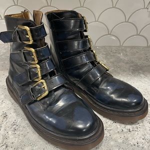 Steve Madden Mcbeth Black & Navy Patent Buckle Boot